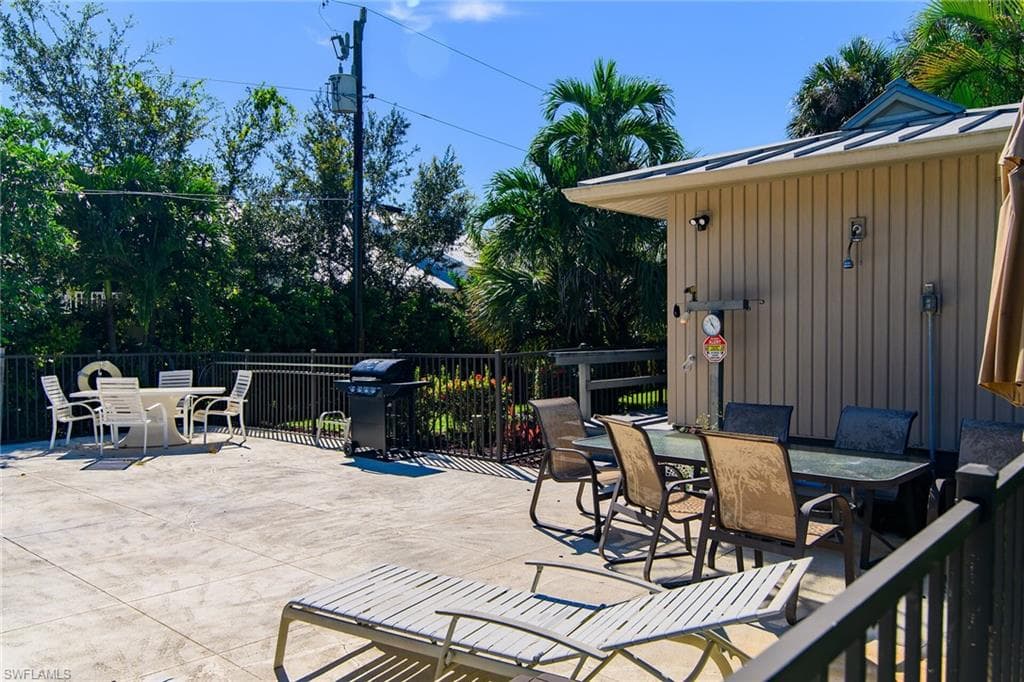 900 Henderson Creek DR C115-32