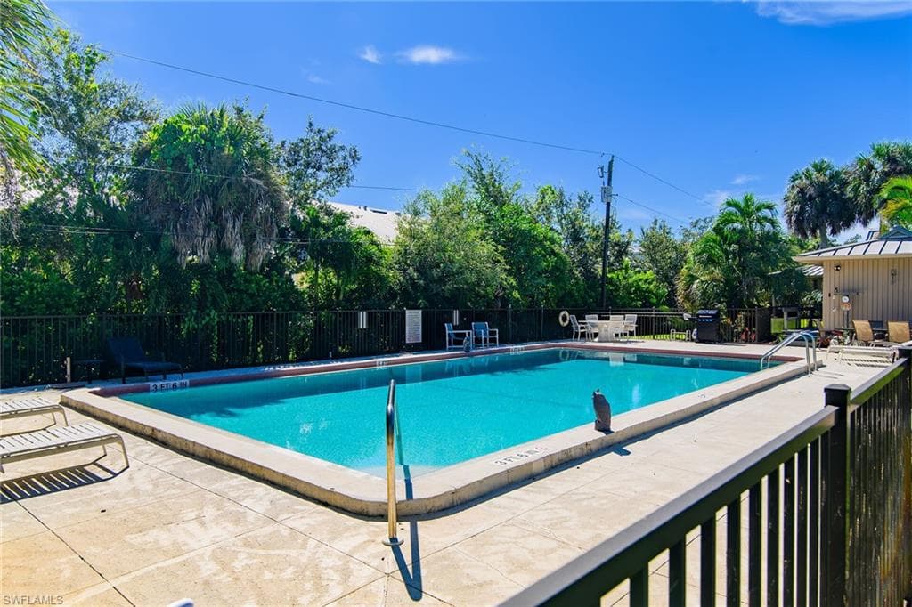 900 Henderson Creek DR C115-33