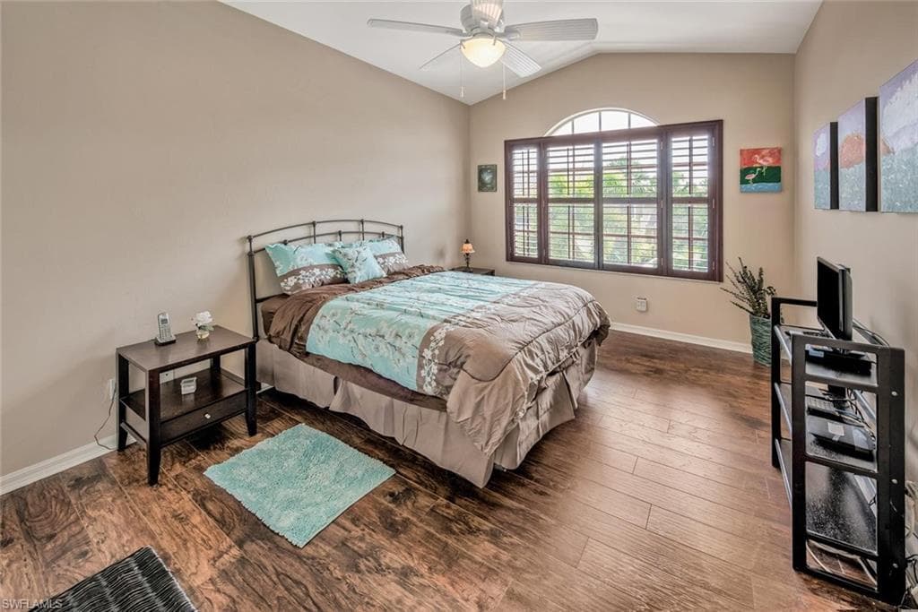 23036 Lone Oak DR-18