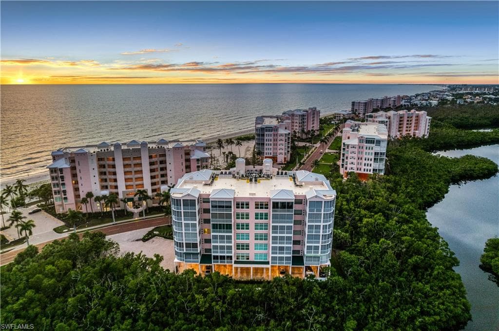 264 Barefoot Beach BLVD 502-32