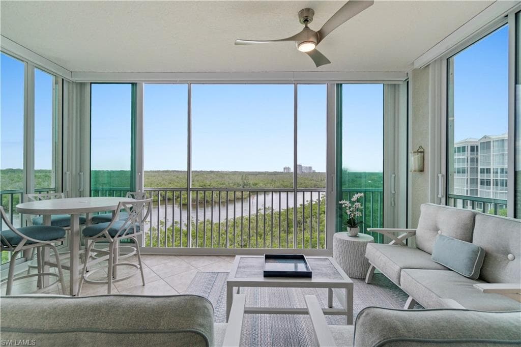 264 Barefoot Beach BLVD 502-1