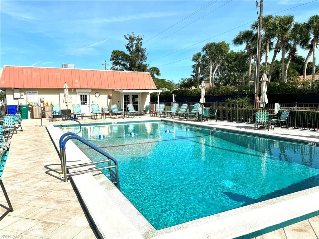 4700 Leilani LN-32