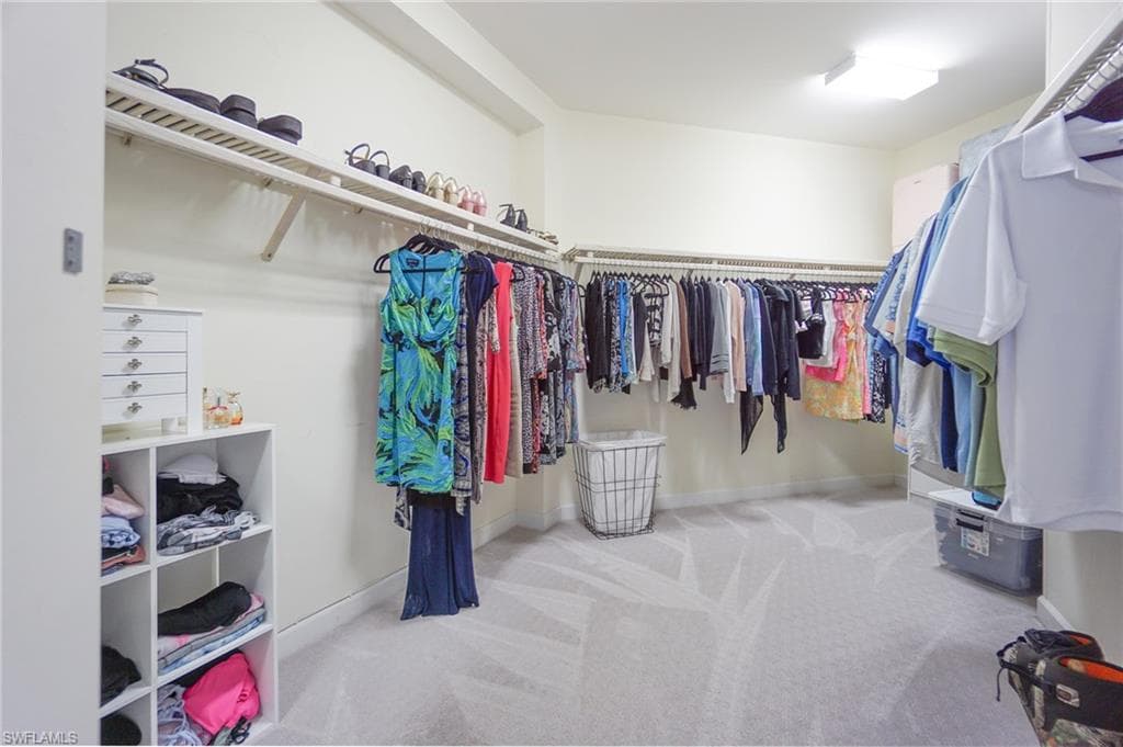 3188 Sundance CIR-26