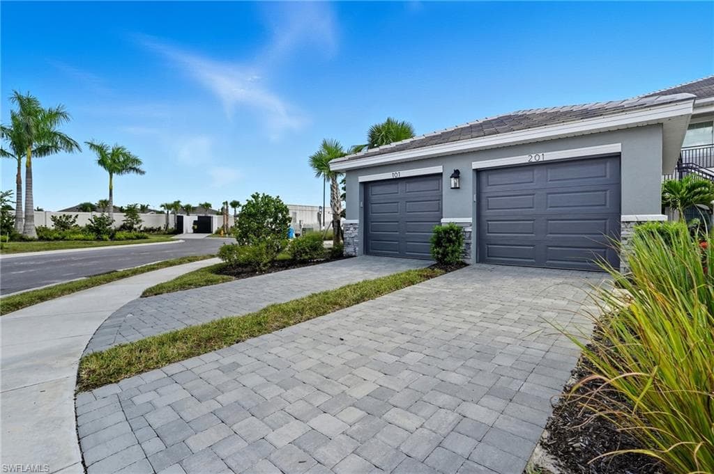 11861 Venetian Lagoon DR-2