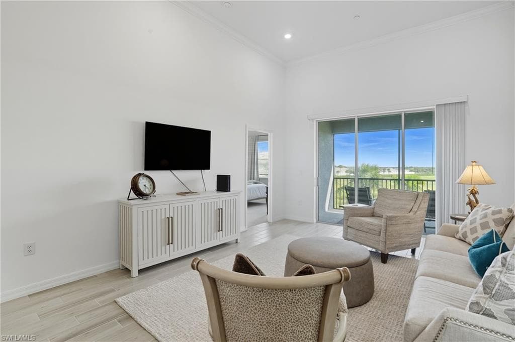 11861 Venetian Lagoon DR-19