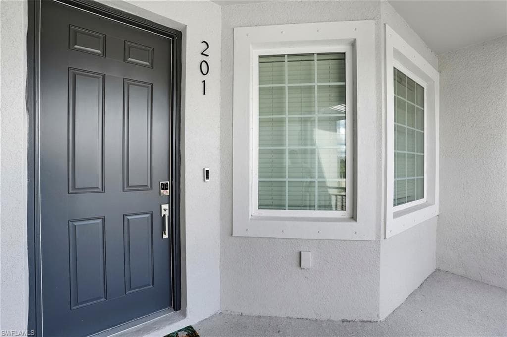 11861 Venetian Lagoon DR-4