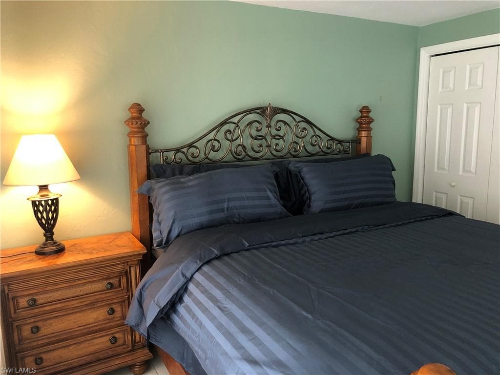 550 Forest Hills BLVD-41