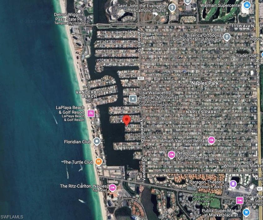371 Bayside AVE-45