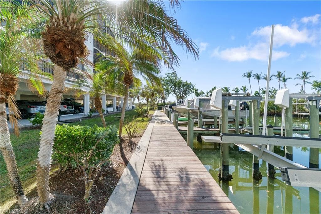 4371 Bay Beach LN 411-3