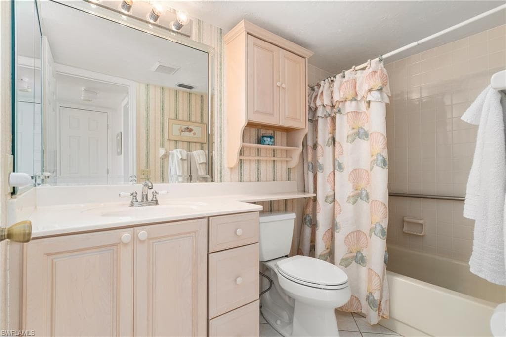4371 Bay Beach LN 411-24