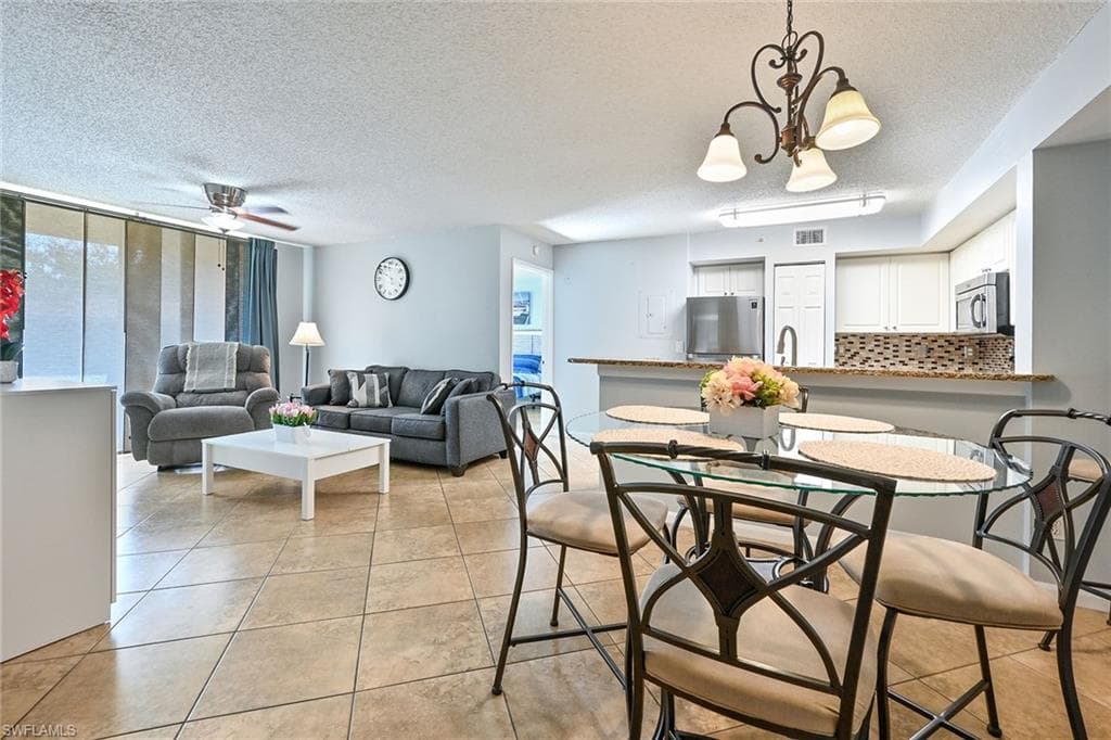 1265 Wildwood Lakes BLVD 3-103-11