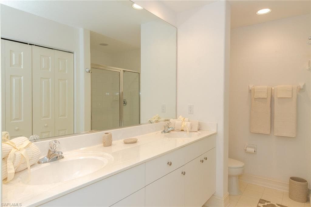 1025 Tarpon Cove DR 203-13