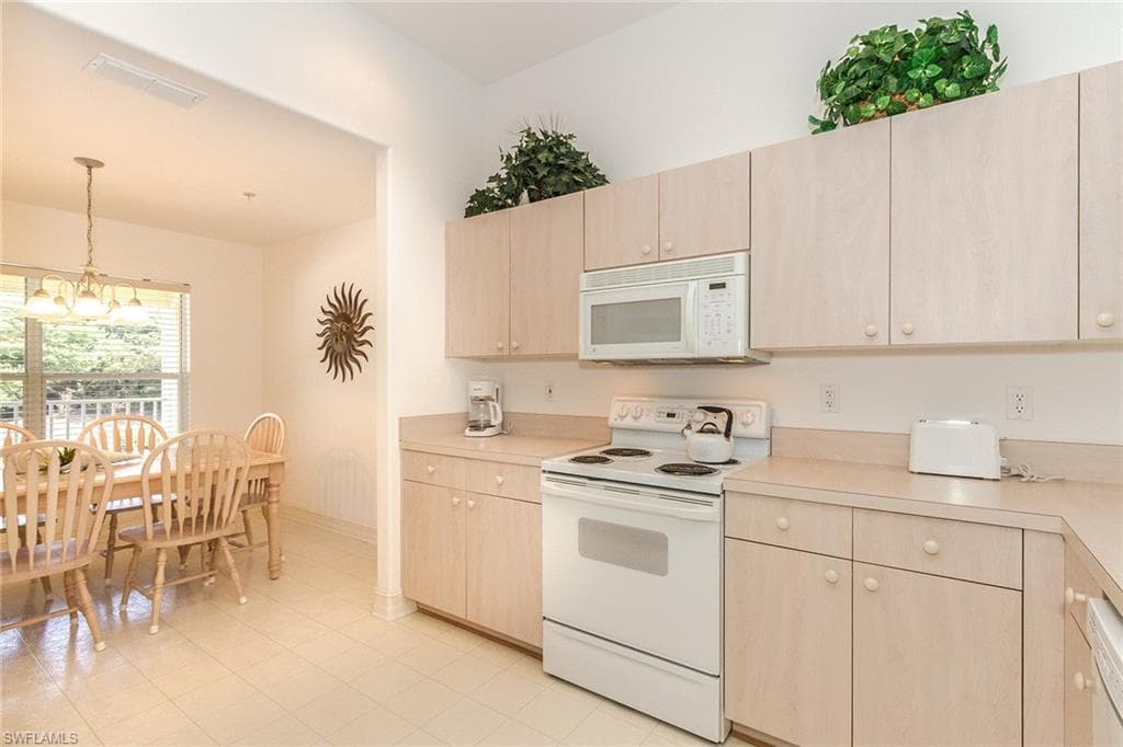 1025 Tarpon Cove DR 203-8