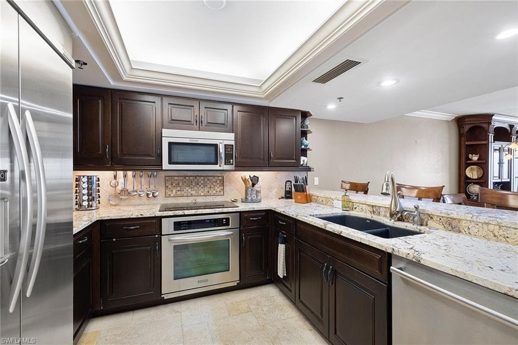 100 Collier BLVD 1201-8