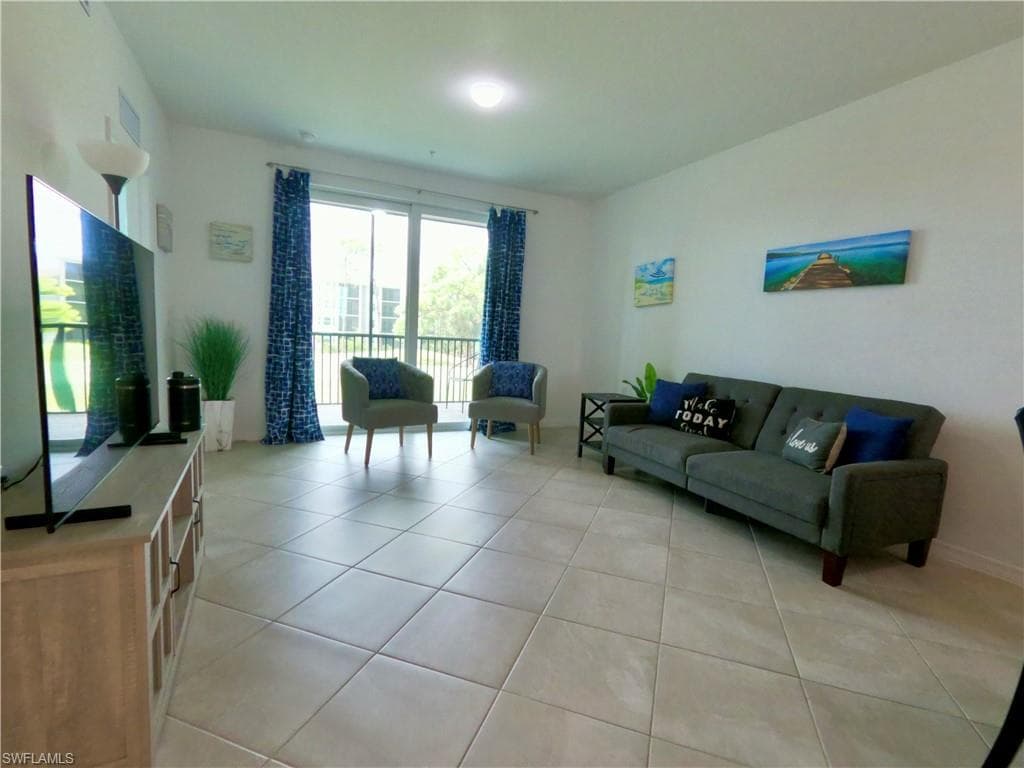 18461 Copperhead CT N 425-6