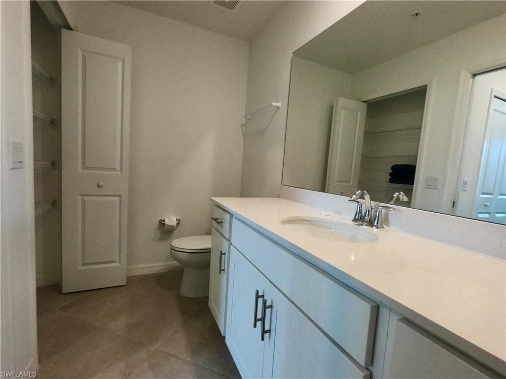18461 Copperhead CT N 425-12