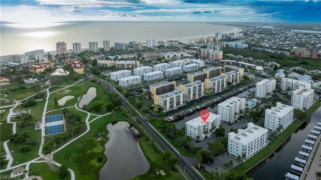 4371 Bay Beach LN 313-1