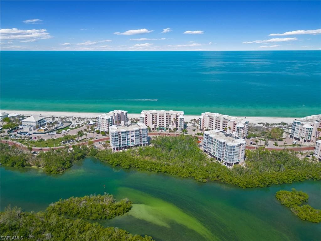 267 Barefoot Beach BLVD 303-3