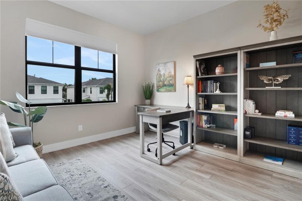 12973 Pembroke DR-17