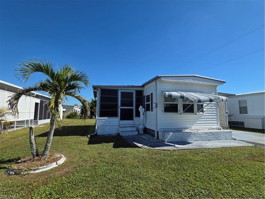865 Moonlight DR-3