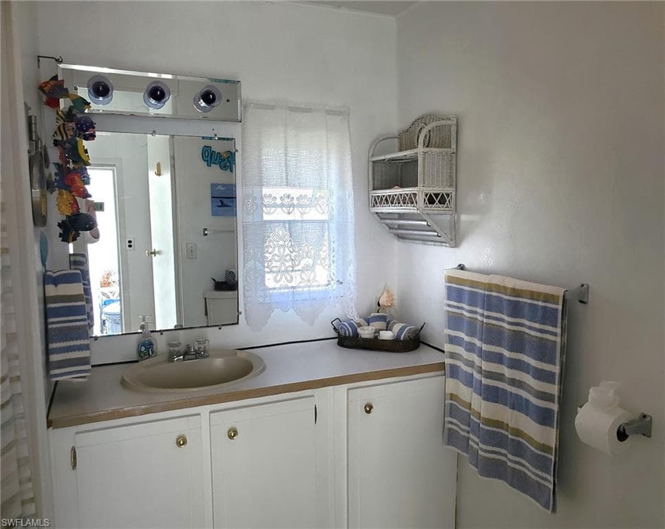 865 Moonlight DR-10