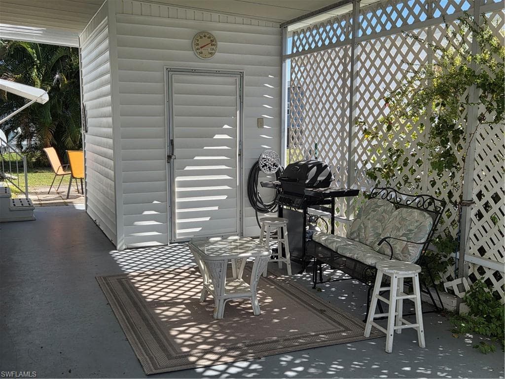 865 Moonlight DR-4