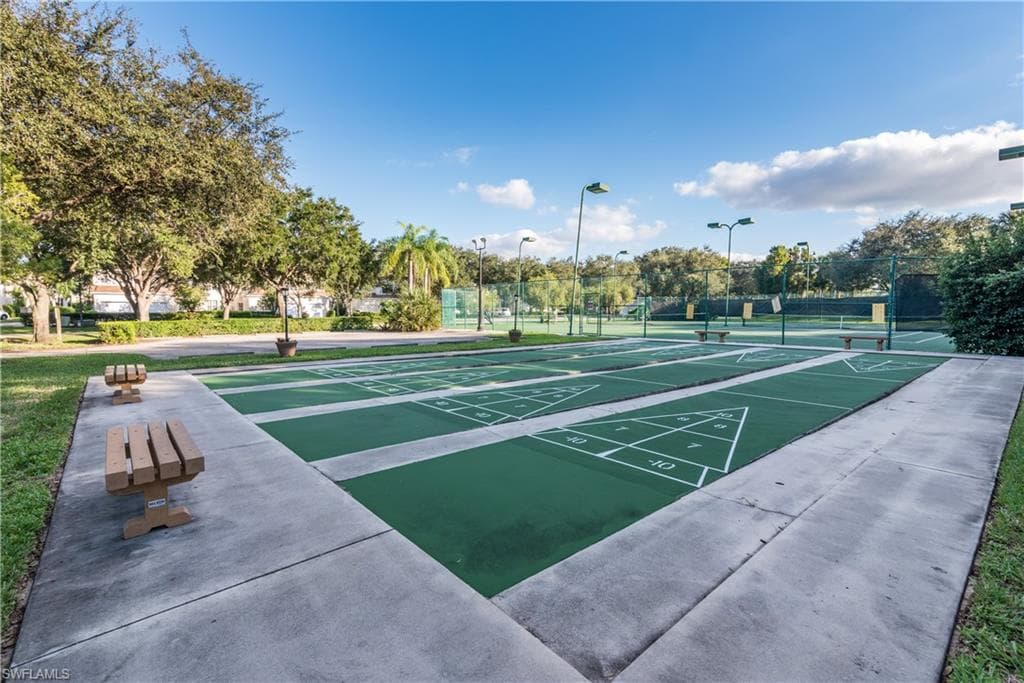25727 LAKE AMELIA WAY 105-3