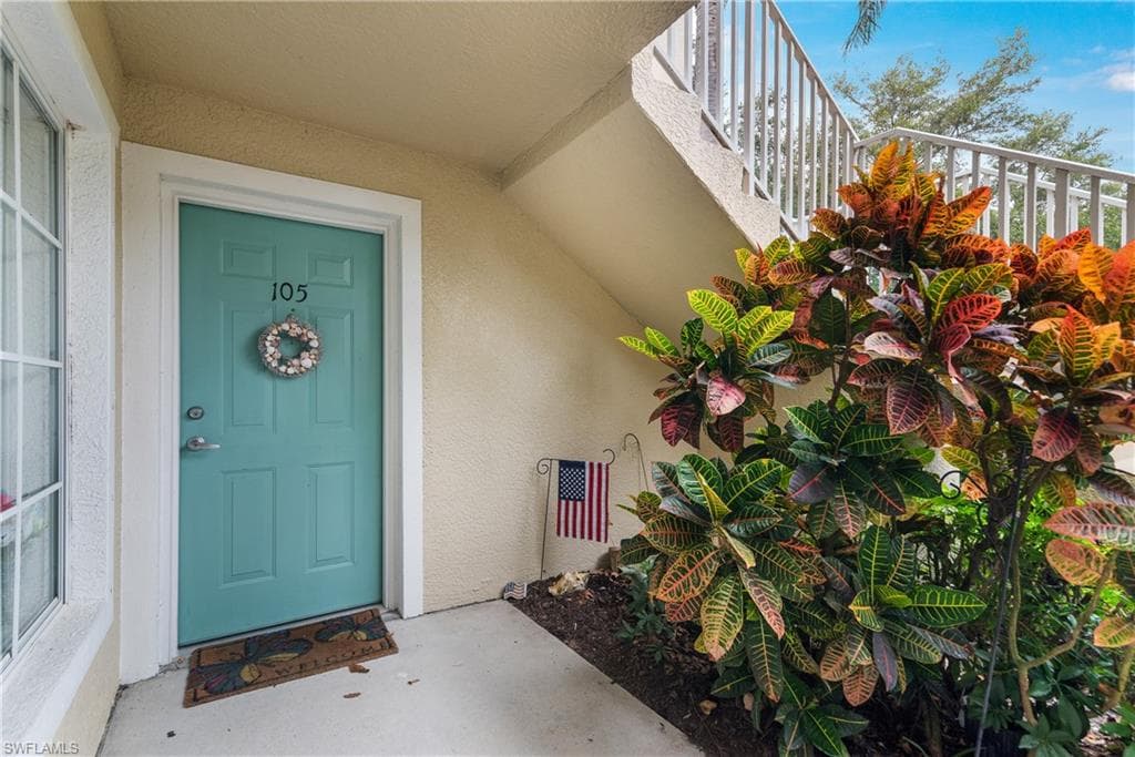25727 LAKE AMELIA WAY 105-1