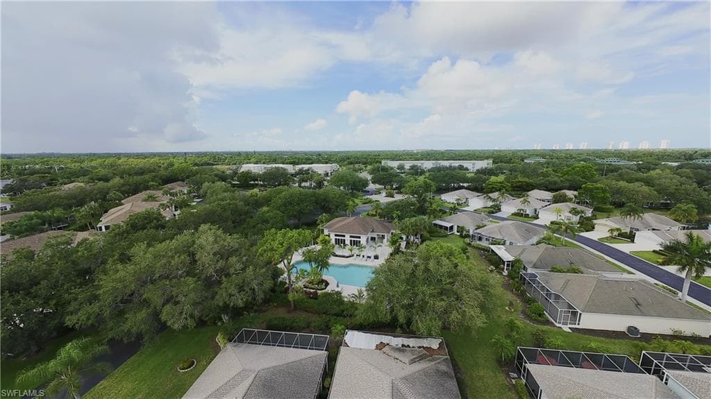 25727 LAKE AMELIA WAY 105-15