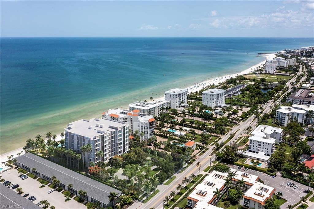 1121 GULF SHORE BLVD N 2S-18