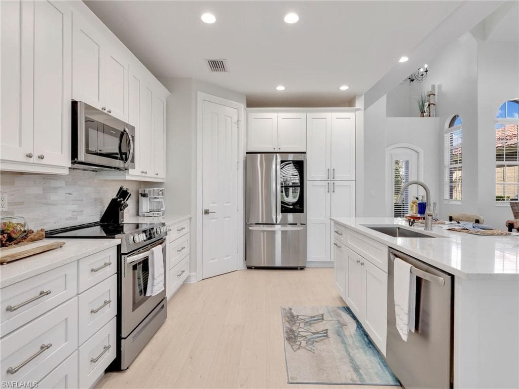 6096 Dogleg DR-22