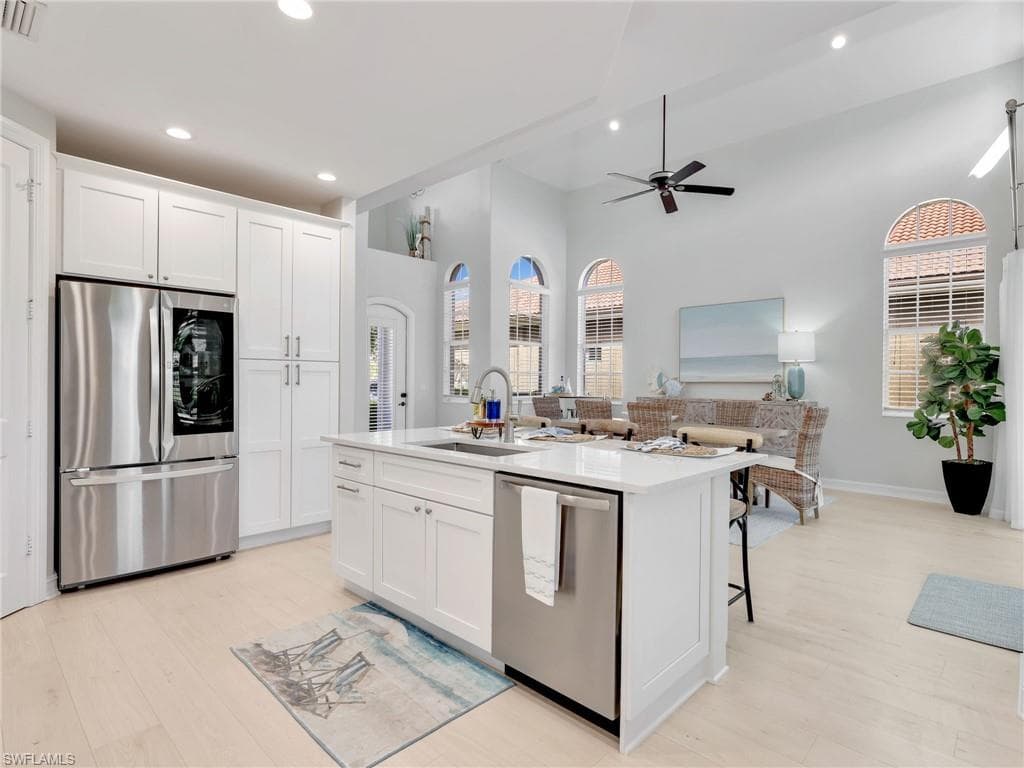 6096 Dogleg DR-18