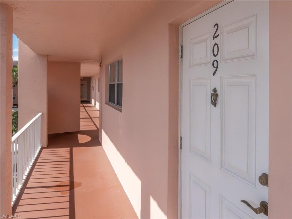 180 Turtle Lake CT 209-4