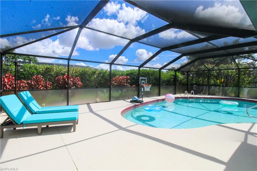 213 Bay Meadows DR-42