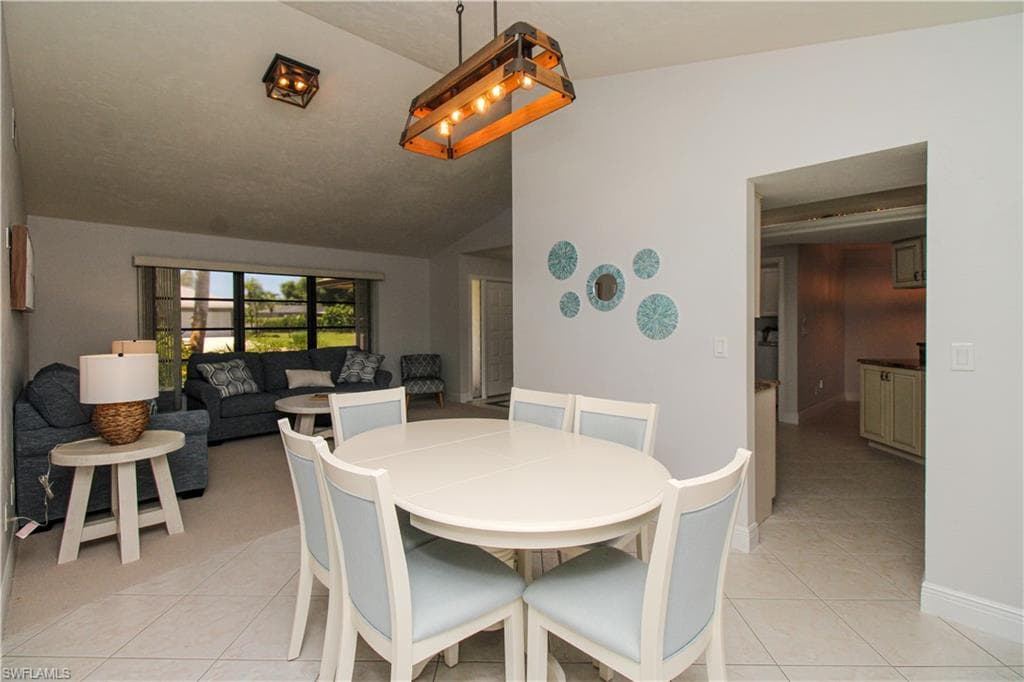213 Bay Meadows DR-17