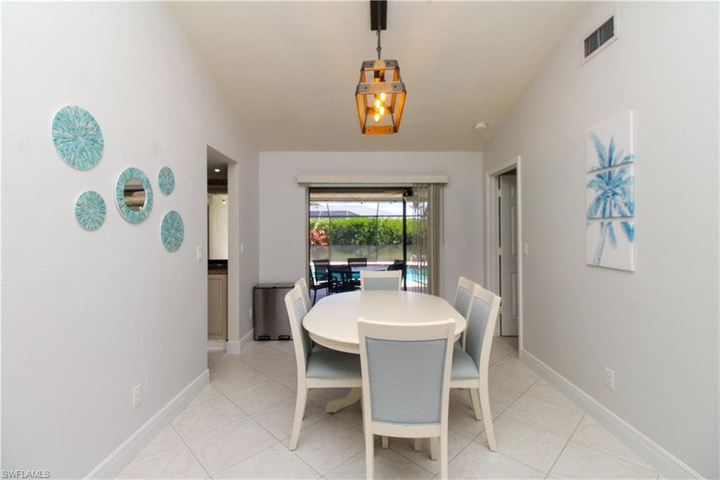213 Bay Meadows DR-16