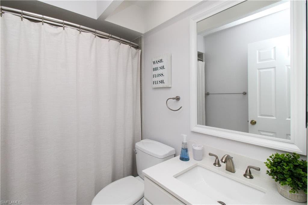 213 Bay Meadows DR-36