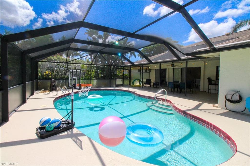 213 Bay Meadows DR-1