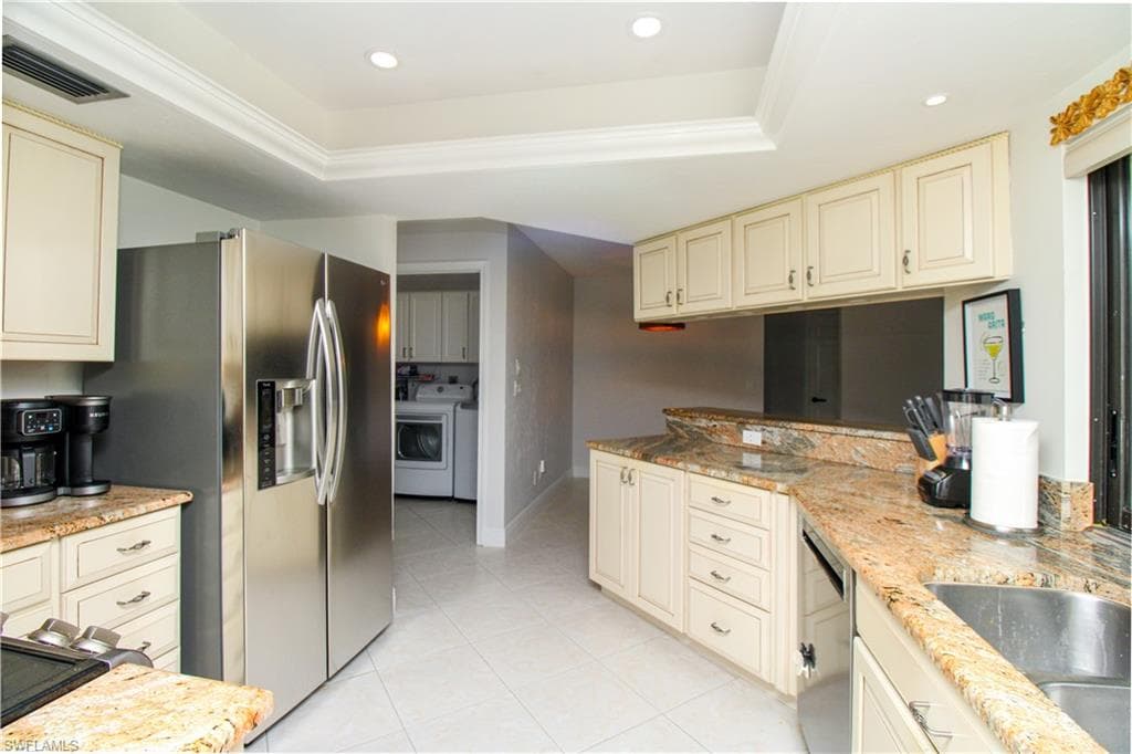 213 Bay Meadows DR-18