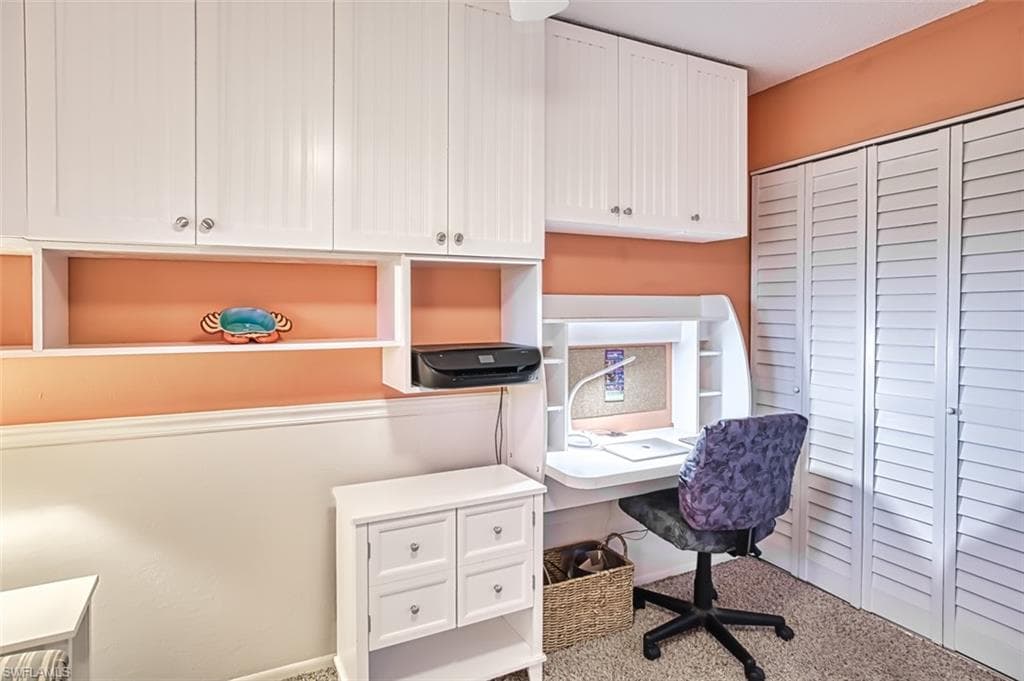 1250 Tennisplace CT C31-17