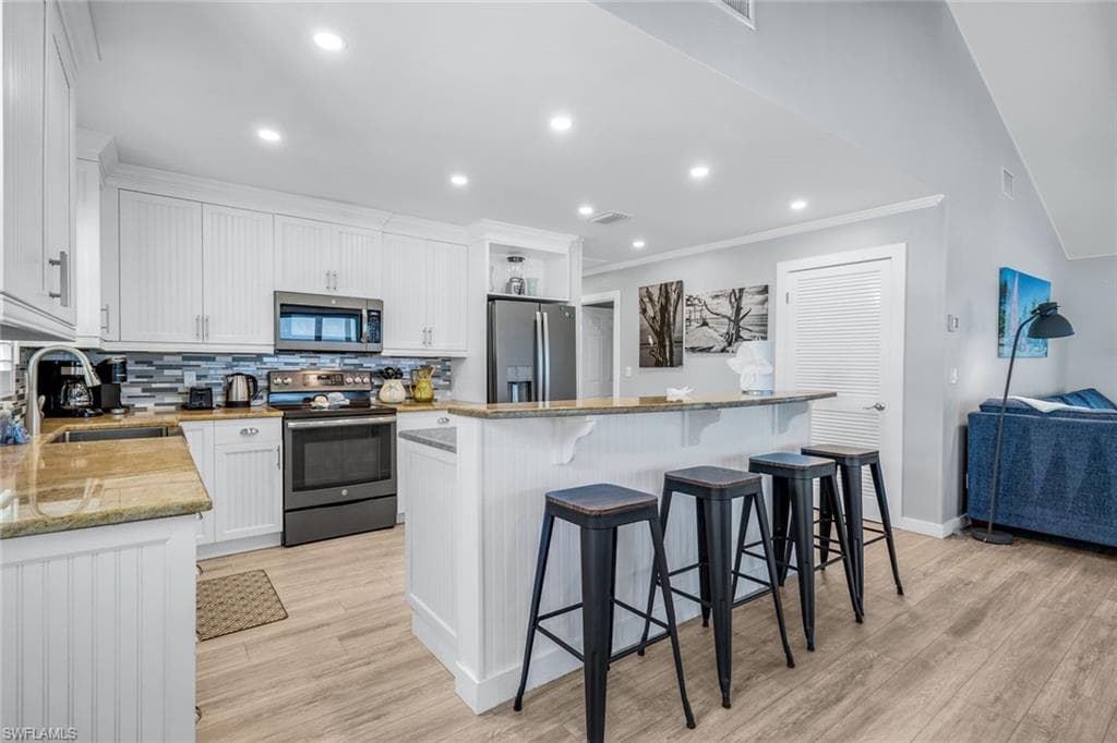 26460 Hickory BLVD-13