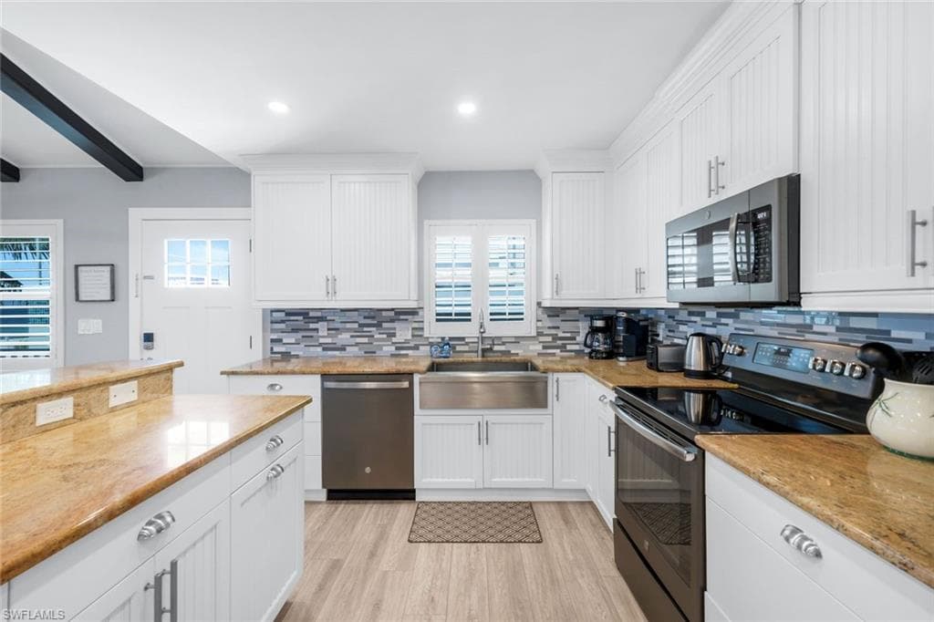26460 Hickory BLVD-14