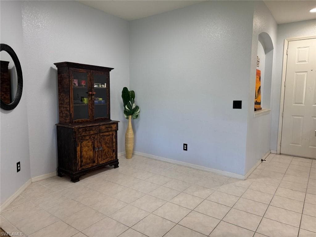 4219 Liron AVE 204-8