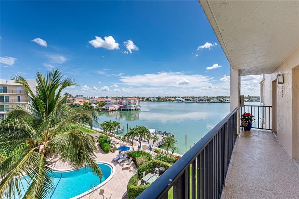 3500 Gulf Shore BLVD N 509-3