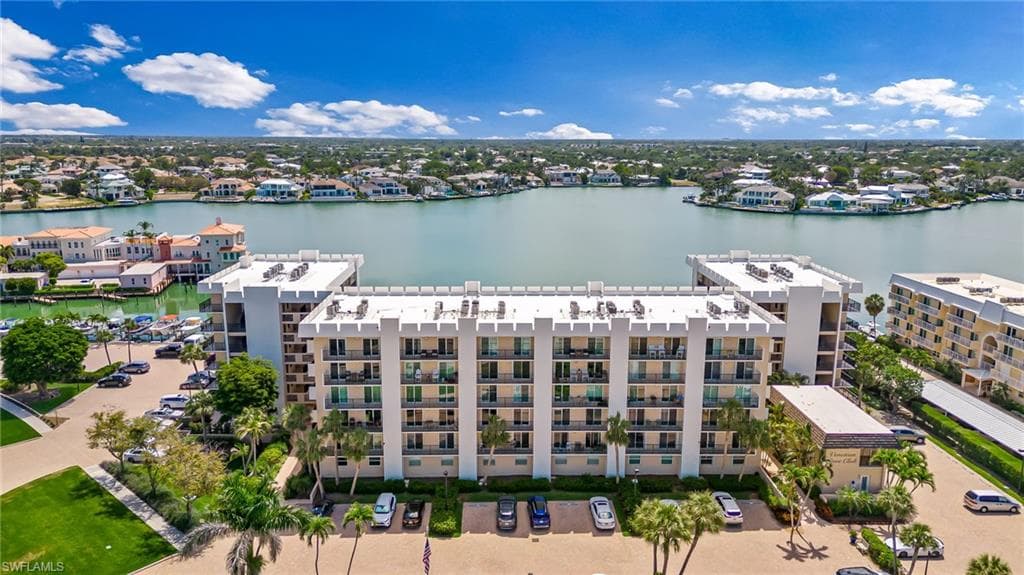 3500 Gulf Shore BLVD N 509-25