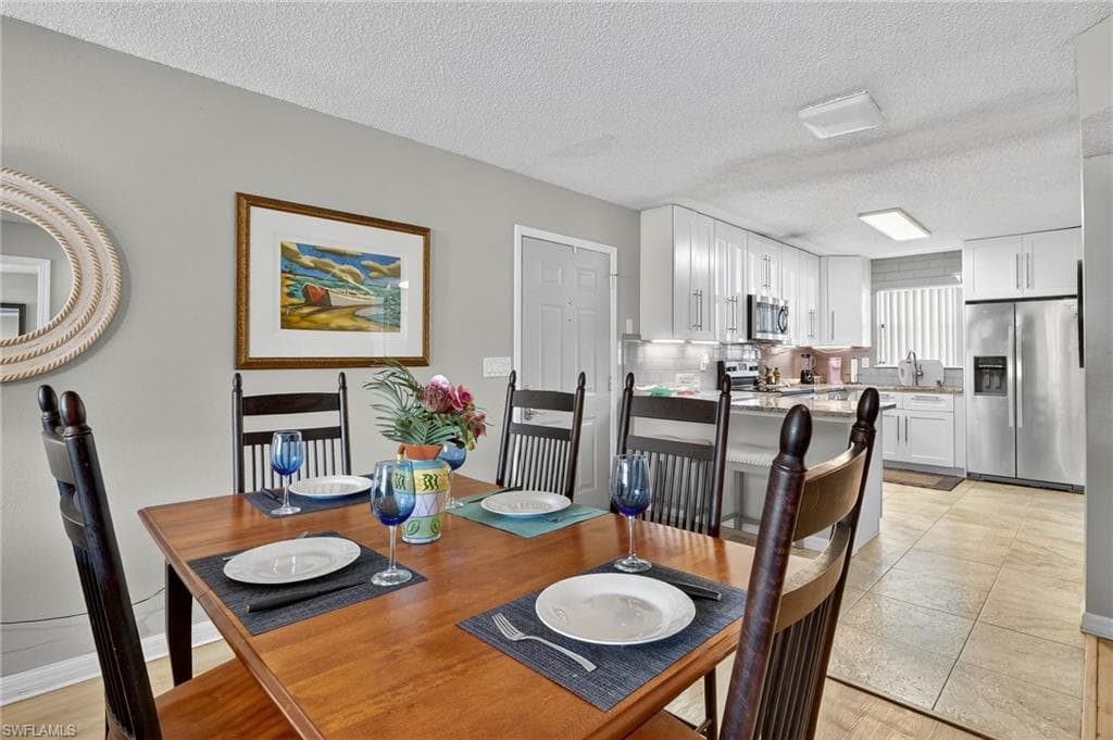 2142 Arbour Walk CIR 2616-22