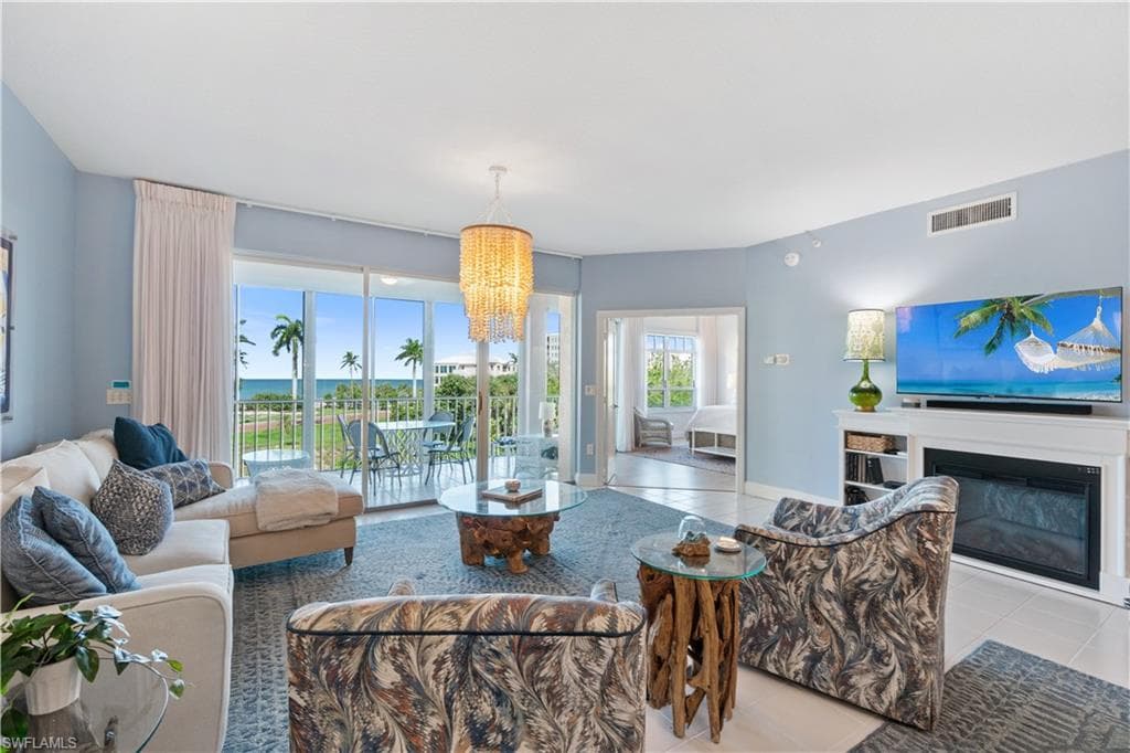 260 Barefoot Beach BLVD 204-2