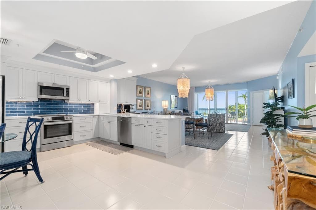 260 Barefoot Beach BLVD 204-5