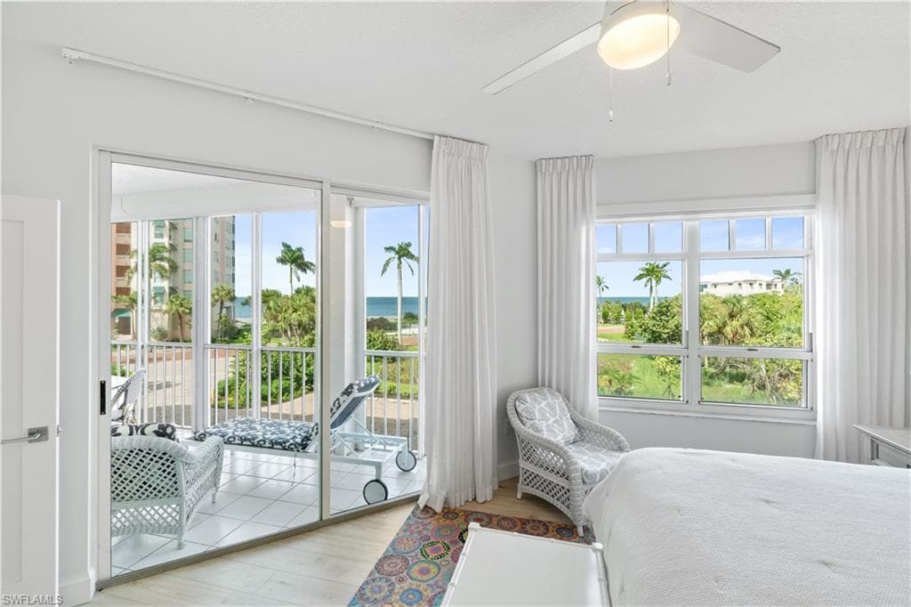 260 Barefoot Beach BLVD 204-18