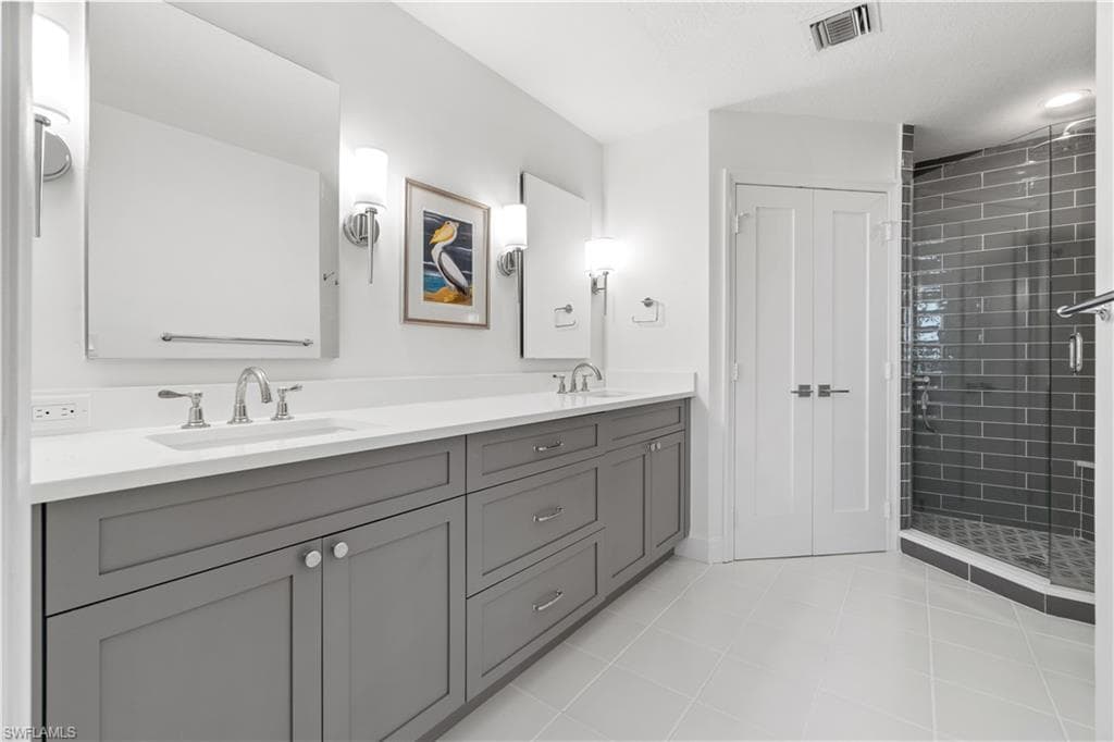 260 Barefoot Beach BLVD 204-19